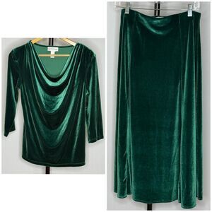 Green velvet 2-piece set Skirt and Top